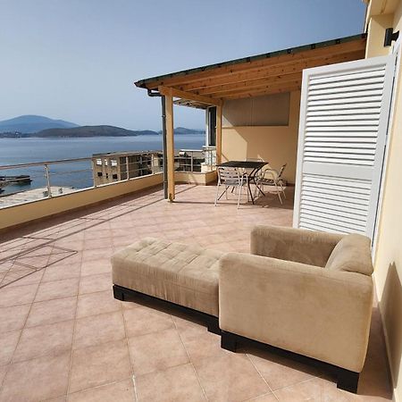 Glen'S Rooftop Sarandë Exterior foto