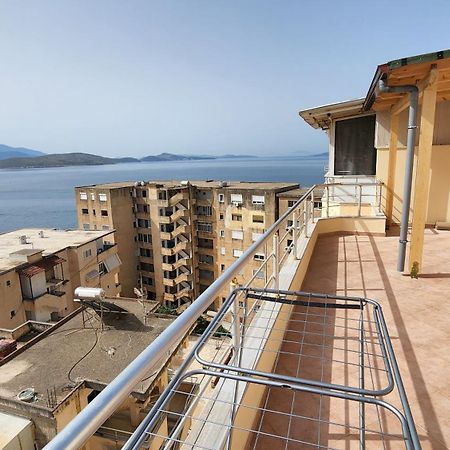 Glen'S Rooftop Sarandë Exterior foto