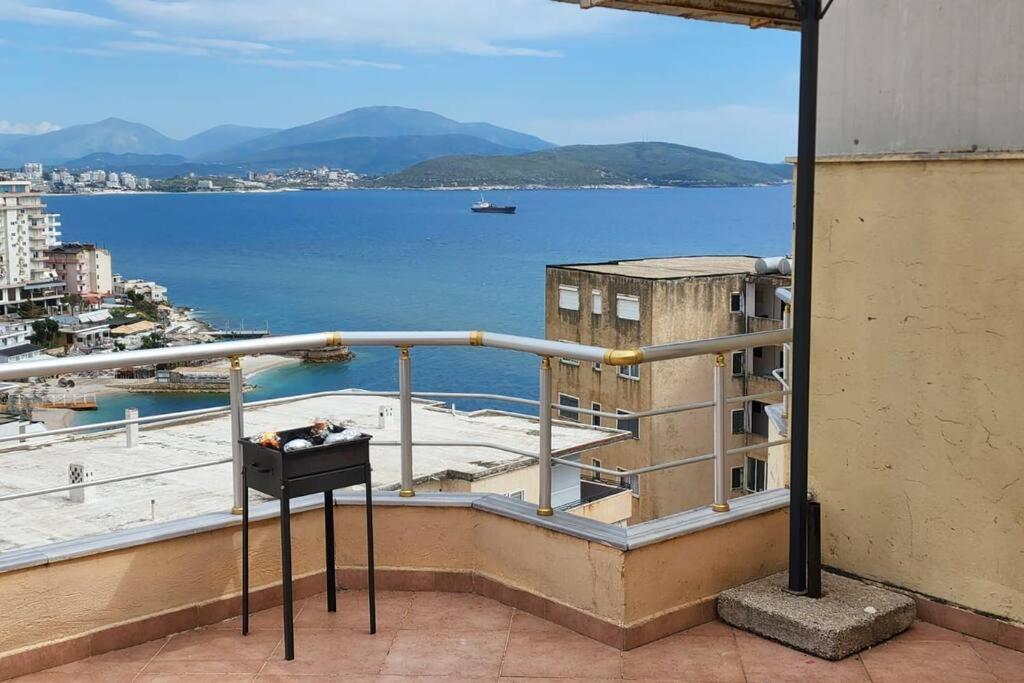 Glen'S Rooftop Sarandë Exterior foto
