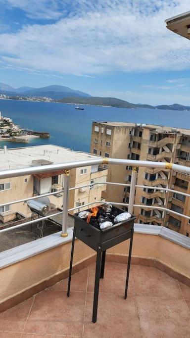 Glen'S Rooftop Sarandë Exterior foto