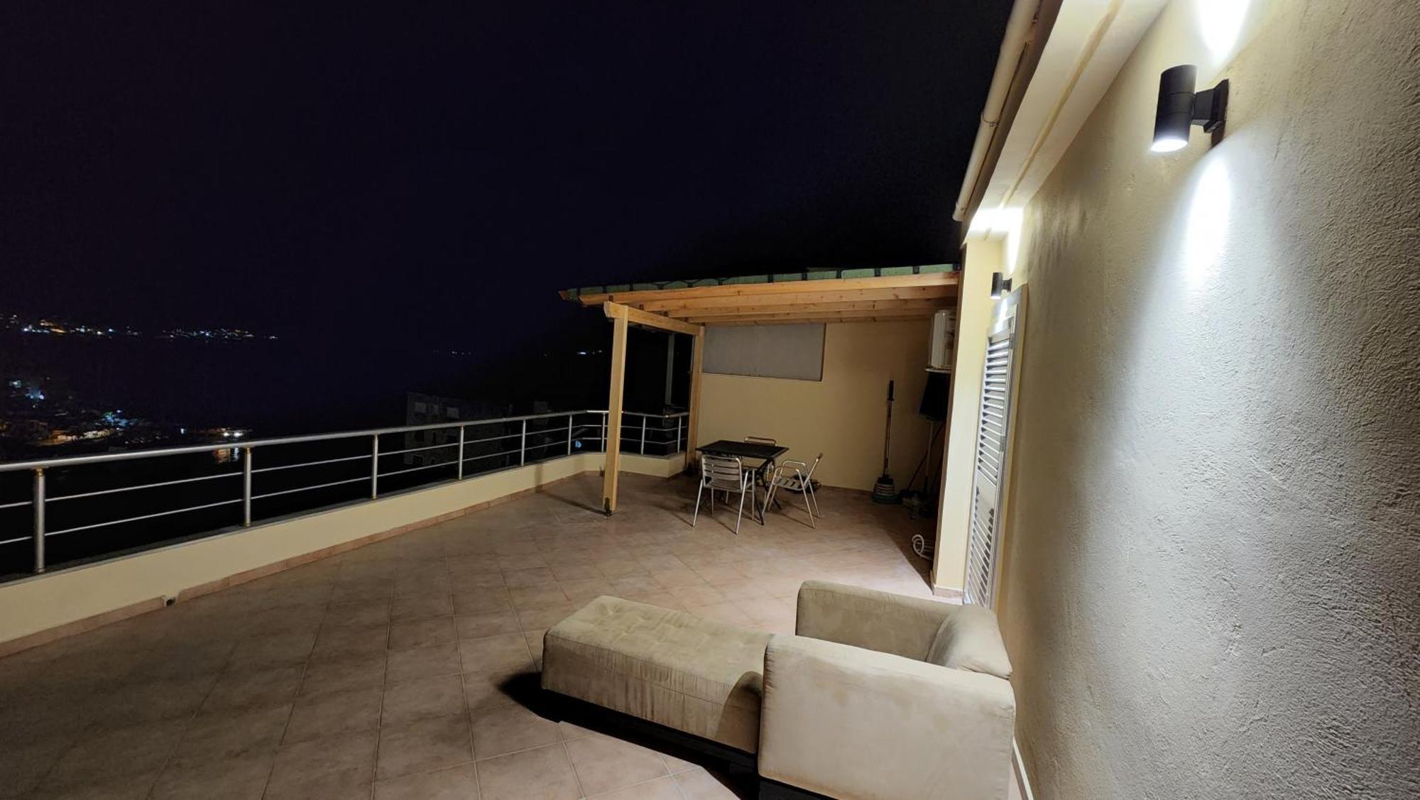 Glen'S Rooftop Sarandë Exterior foto